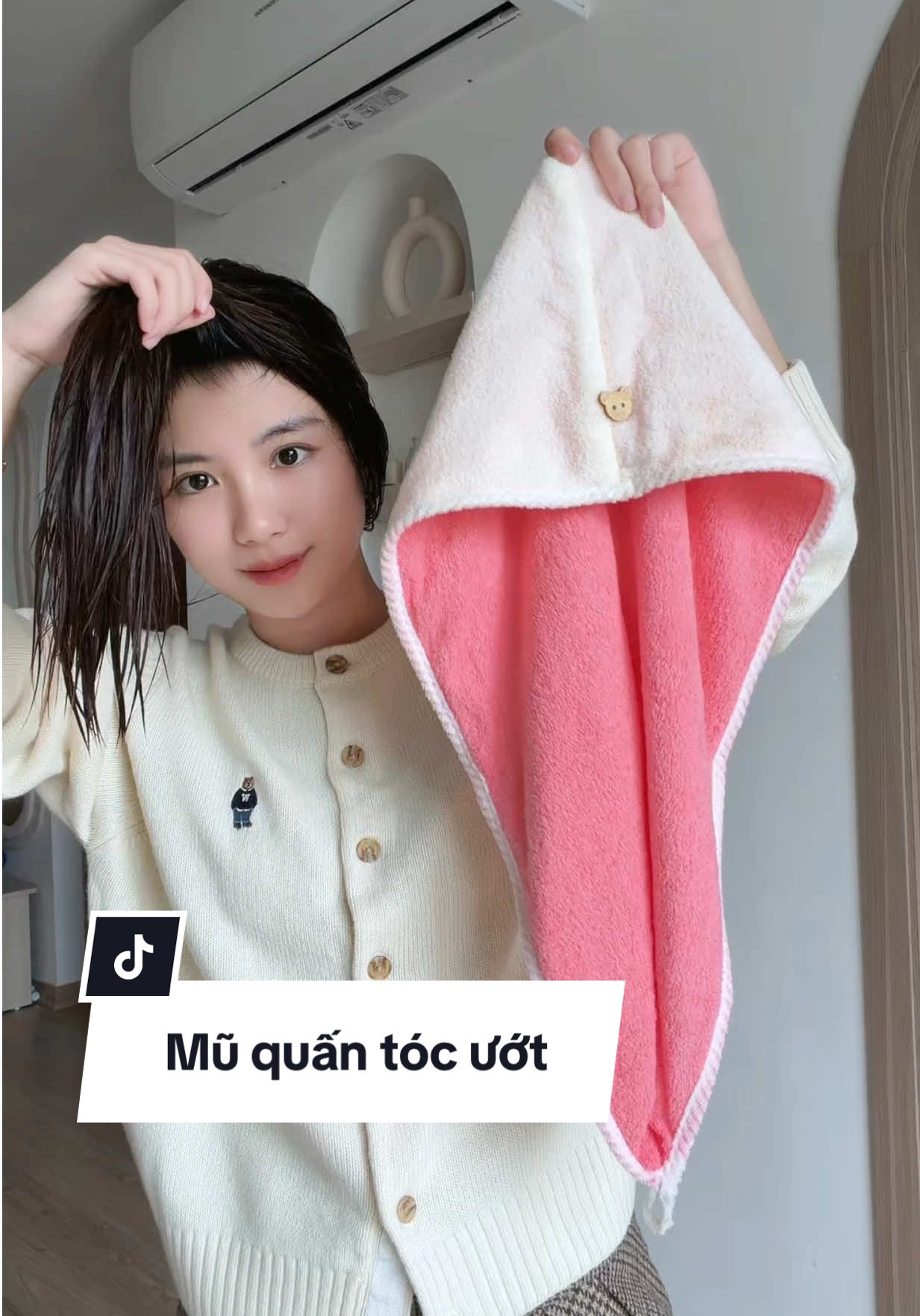 Có em khăn quấn tóc này là thoải mái Skincare tắm rửa mà không lo ướt tóc ##hoaihayho##reviewdogiadung##khanquantoc##khantam##khangoidau