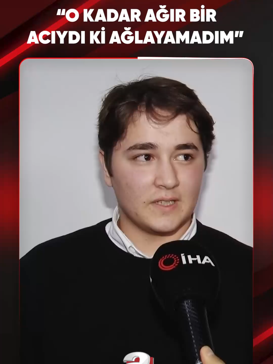 23 Ekim 2024’te #Ankara’daki #TUSAŞ saldırısında, aracı teröristlerce alıkonulup #şehit edilen #taksi şoförü Murat Arslan’ın oğlu Abdurrahman Arslan: — İlk başlarda zamanla bu durumun aklımdan çıkacağını düşünüyordum ama acısı hala dinmedi. — Babamın vefat ettiğini öğrendiğim yerde fenalık geçirmiştim. O kadar ağır bir acıydı ki ağlayamadım bile.