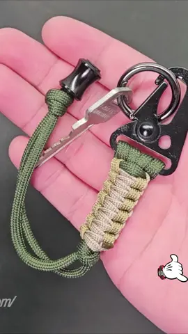 Llavero paracord nudo cobra muy fácil de hacer Encuentra Tutoriales #paracord,en este enlace de YouTube https://bit.ly/2LKNJPt Muchos tutoriales y compra de accesorios en https://pulseras-paracord.com/ #paracordprojects #paracordbracelet #paracordkeychain #paracordcrafts #edcgearreview #edc #paracordkeychain #paracordtutorial #paracord550 #edcgear #edcmexico