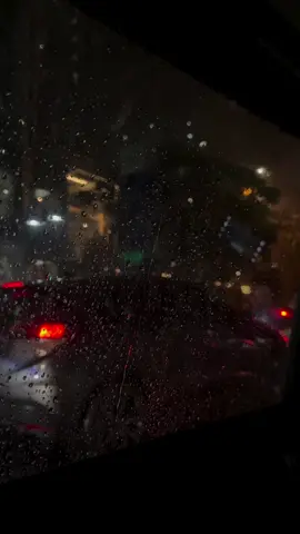 তোমাকে জড়িয়ে ধরে রাখতে চেয়েছিলাম আজীবন