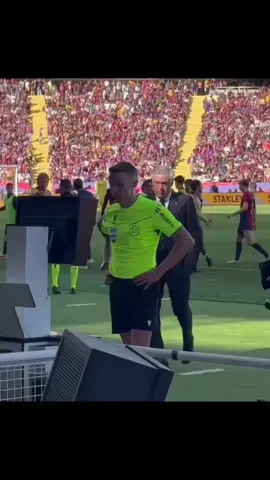 Penalty a favor del real Madrid #penaltyafavordelrealmadrid #vardrid🤡 #misterpenalty 