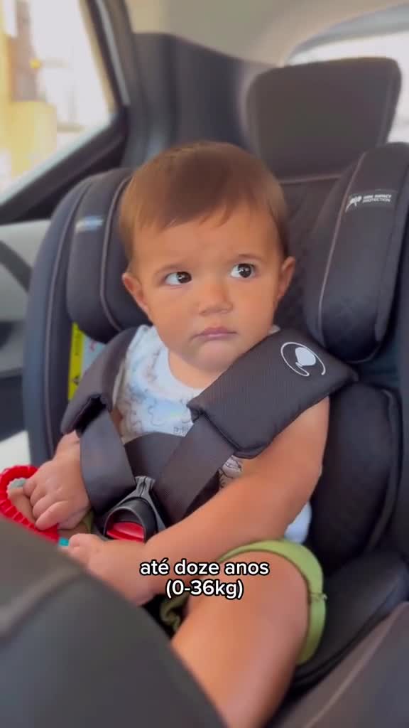 As fases passam num piscar de olhos… Por isso, cada passeio, cada riso e cada descoberta merecem ser vividos com todo o amor e segurança 💕 A cadeirinha 360° Only One Plus da Kikka Boo acompanha o crescimento do seu pequeno, unindo conforto, design e tranquilidade pra toda a família. #KikkaBooBrasil #ToBabyWithLove #OnlyOnePlus #MaternidadeReal #PaisDePrimeiraViagem #Cadeirinha360 #MomLife #SegurançaNoCarro #BabyGear #DicaDeMãe #CrescerComAmor #FasesDoBebê