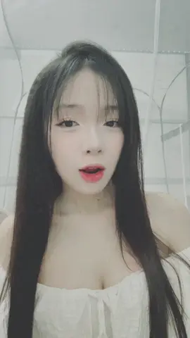 lâu r k để mái hơi dài đừng to6 emm nhéee ❤️🥰