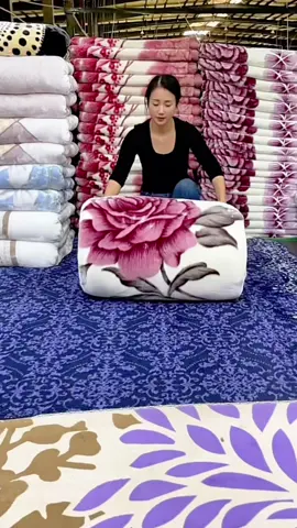 Chăn nhung tuyết cao cấp 2 lớp. #channhung #channhungtuyet #giadungtienich #tienich #shoptienich 