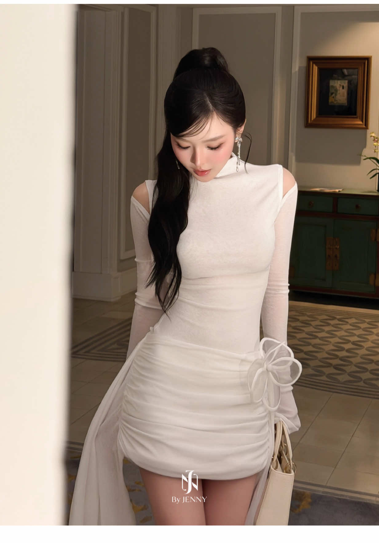 Mood today: soft face, sharp look 👑   #byjenny #fyp #viral #girlsnightout #outfitinspo 