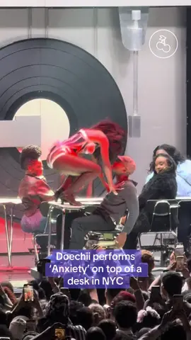 Doechii performs ‘Anxiety’ while dancing on desk at her sold out show in NYC #doechii #popculture #fyp #livemusic #rap