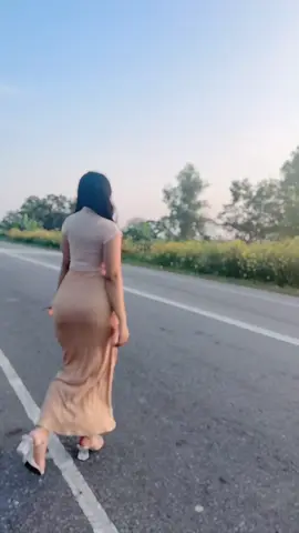 ခဲလုံးလေးထိခဲ့ဖူးတဲ့စာသူငယ်လေး ရယ်🥺 #fypシ #fypシ゚viral #fyp #foryoupage #မြင်ပါများပီးချစ်ကျွမ်းဝင်အောင်လို့🤒🖤 