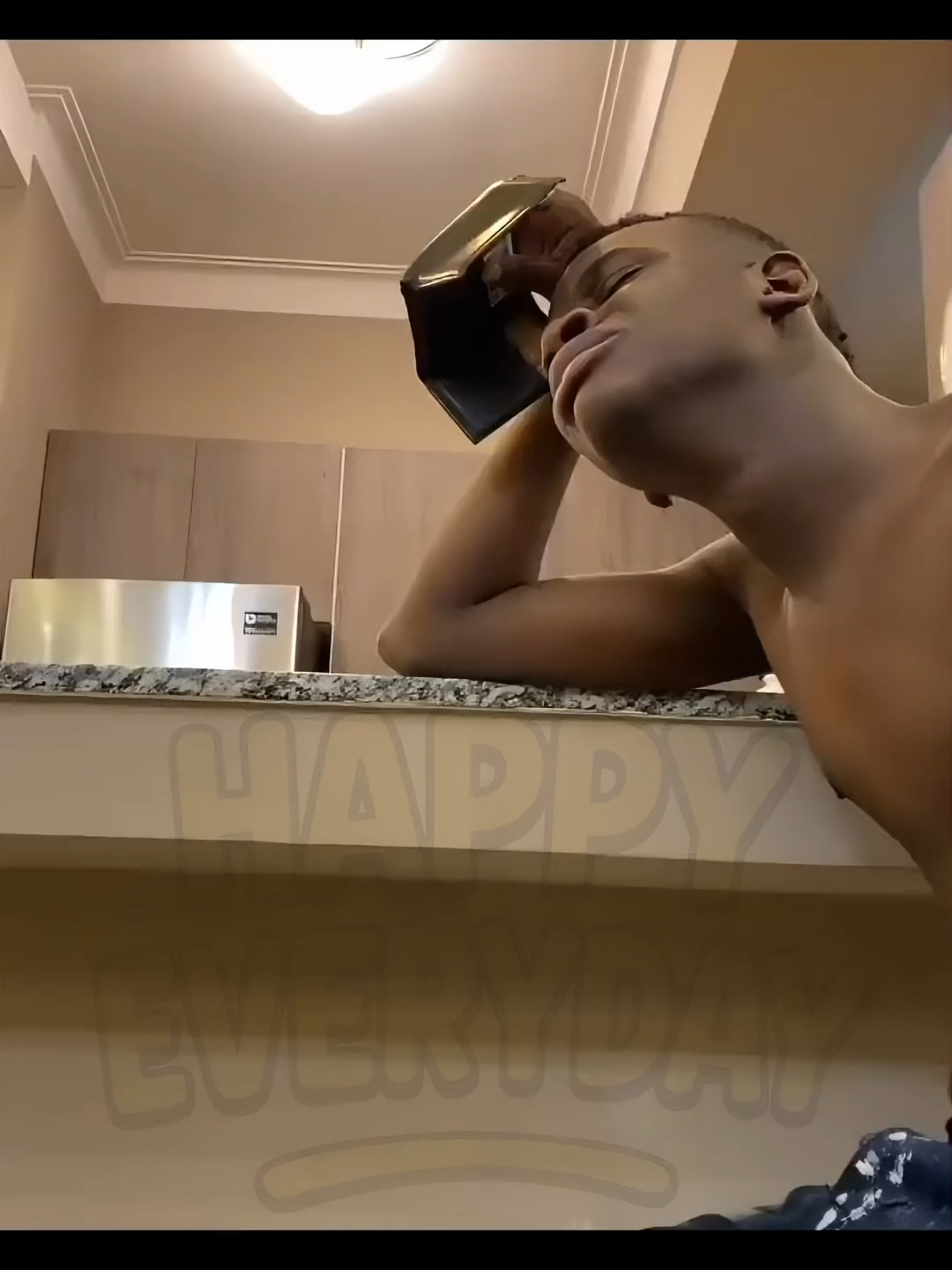 End of the month: wallet is crying.😂😂😂 General situation . #funnyvideo #foryour #funny #fypシ  #moment #fun #fyp #money #nomoney  #month