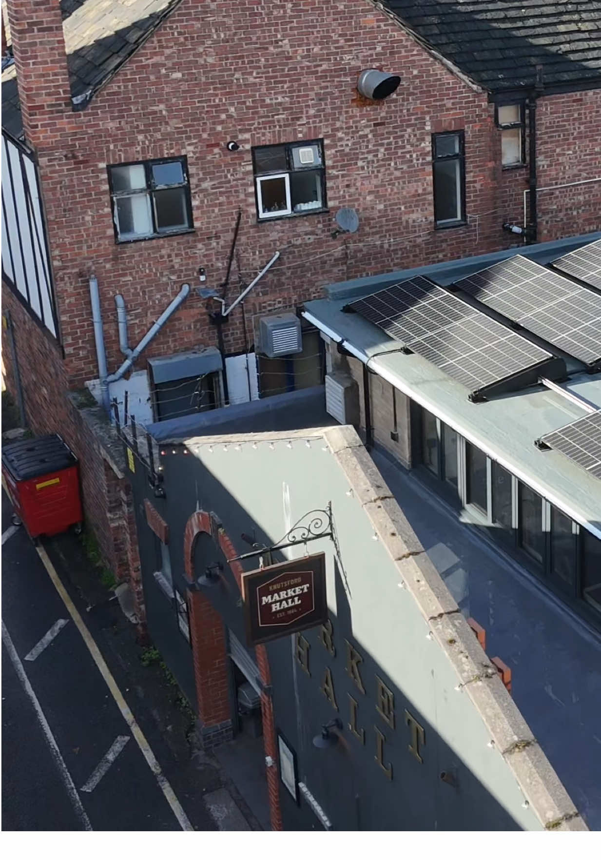 Local heritage brought into the 21st century and beyond with Cheshire Solar Services and Cheshire Roof Repairs 🌟 We are proud to have completed our project on the Knutsford Market Hall this week, helping the building harness the power of solar and future-proof the market for years to come ☀️  Cheshire Roof Repairs completed a full roof overlay system to improve thermal performance. Along with fitting sleek new aluminum double-glazed skylights and windows, supplied by local business Cheshire Building Plastics. Cheshire Solar Services then fitted 33 solar panels using a fully bespoke Esdeck flat fixed fusion ballast mounting system, meaning no screws and maximum protection for the roof. This system was finished by a 10kWh Sigenergy inverter and 9.4kWh Sigenergy battery with an AI-powered app to intelligently optimise energy use ⚡  All work was supported by scaffolding from Cheshire Scaffolding Services, allowing the entire project to be completed fully in-house - ensuring a smooth, efficient process from start to finish. The Market Hall is now ready to serve the community for decades to come! #CheshireSolarServices #CheshireRoofRepairs #SolarInstallation #SolarPanelsCheshire