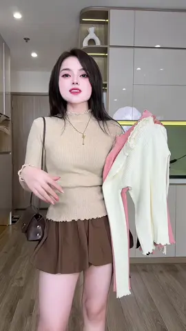 Áo len tăm  thiết kế cổ sóng siu hot . 😉   #aodetkim #thuntam #aothunnu #aolennu #aolen