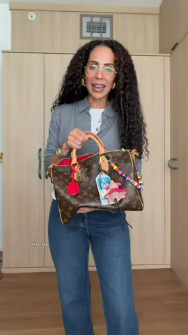 One of my most worn bags lately. The Louis Vuitton Soft 30 Crafty Monogram is EVERYTHING! It’s the iconic speedy but better! Soft, slouchy, effortlessly cool and surprisingly easy to style. What do you think of it? #lvspeedy30 #speedysoft30crafty #iconicbags #timelessbag #bagcharms 