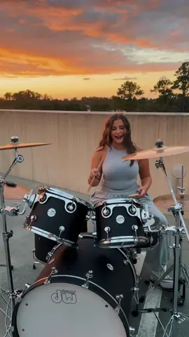 I’m Coming Out - Diana Ross Such a great drum intro!!🥁 #imcomingout #dianaross #girldrummer #drumcover #drummer 