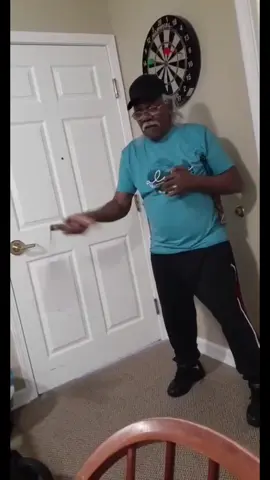 Your granddad don’t want smoke with mine 😂🤞🏾☝🏾 #tonymontanachallenge #fypシ゚viral #grandfather 