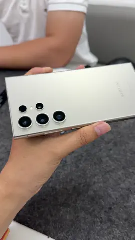 Vừa đẹp , vừa sang , Ai mang trên tay cũng Chất #s24ultra #LearnOnTikTok #samsung #thanhcongnghe #novagr 