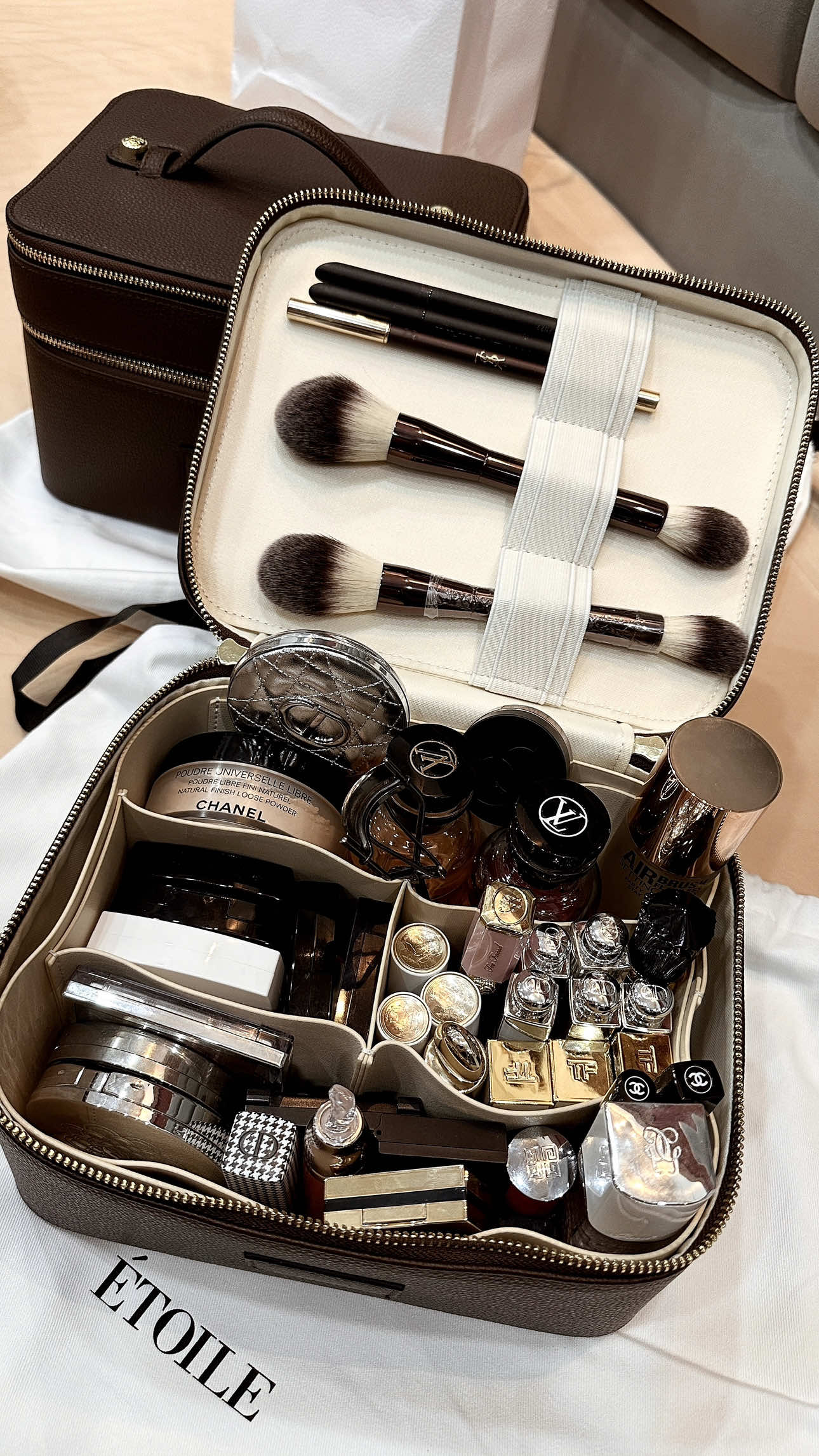 My capuchino ☕️ @ETOILE US  #makeupbag #etoile #fyp #xuhuong #tuimakeup 