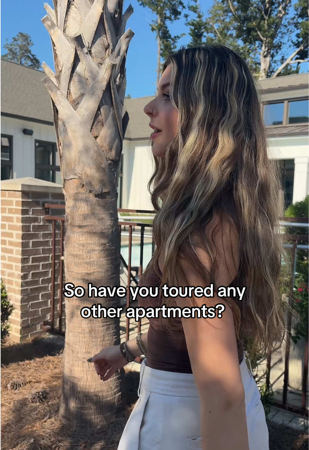 Ur.. seeing other people??? #leasing #propertymanagement #leasingagent #apartmenttour 