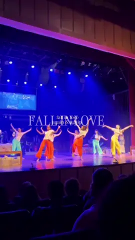 Fall in love #CapCut #dance #aerialsilks #tecidoacrobatico #fyp 