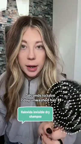 No one can tell I haven’t washed my hair in 7 days. Thanks to the halovida next-gen dry shampoo!  @HALOVIDA  #halovidadryshampoo #dryshampoo #tiktokshopcreatorpicks #tiktokshopblackfriday #tiktokshopcybermonday 
