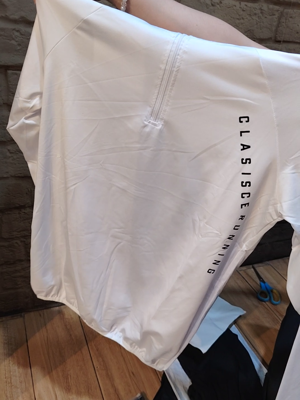 Men's Quick Dry Training Sports Shirts&Pants Ice Silk Drift Sportswear Running Fitness Football Sports Sets. Performance tops for professional or personal use. 