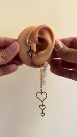 Heart Drop Ear Cuffs 💞 Made with rose quartz! #handmade #handmadejewelry #beadedjewelry #crystals #earcuffs 