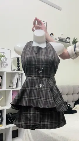 Set Áo Yếm Dáng Xòe Kèm Chân Váy A Tôn Dáng #xh 