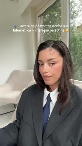 Ok, j’arrêterai tout demain. En attendant, laissez-moi encore kiffer un peu en me maquillant en vidéo 🤝✨  @Diorbeauty love yu 🫦❤️‍🔥 @niceworkparisoff 