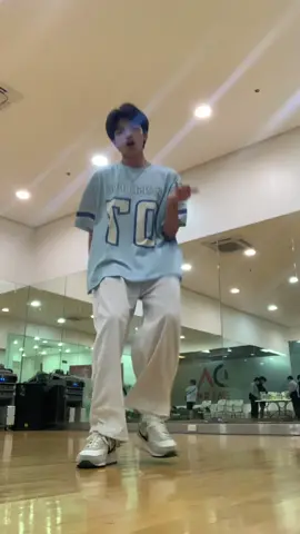 I’ll let ur body decideee ~ 🫣#fyp #dance #fypシ゚viral 