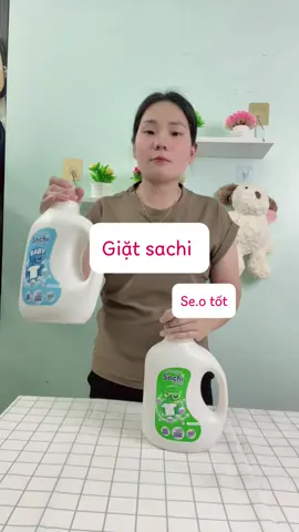Giặt xả sachi giặt xong lấy nước giặt tưới cây nhé mẹ cây nhà e bung hoa rực rỡ lắm #mecuakhoai16 #nuocgiat #nuocgiatxa #sachi #nuocgiatxasachi 