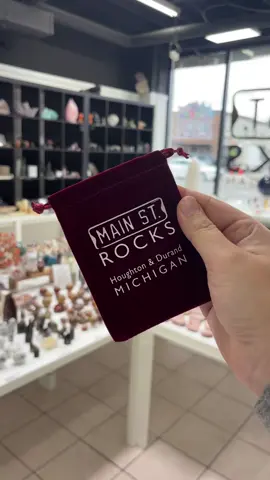 My favorite place to be is with the rocks 💖✨ #mainstreetrocks #mainstreetrocksdurand #crystallovers #comeshop 