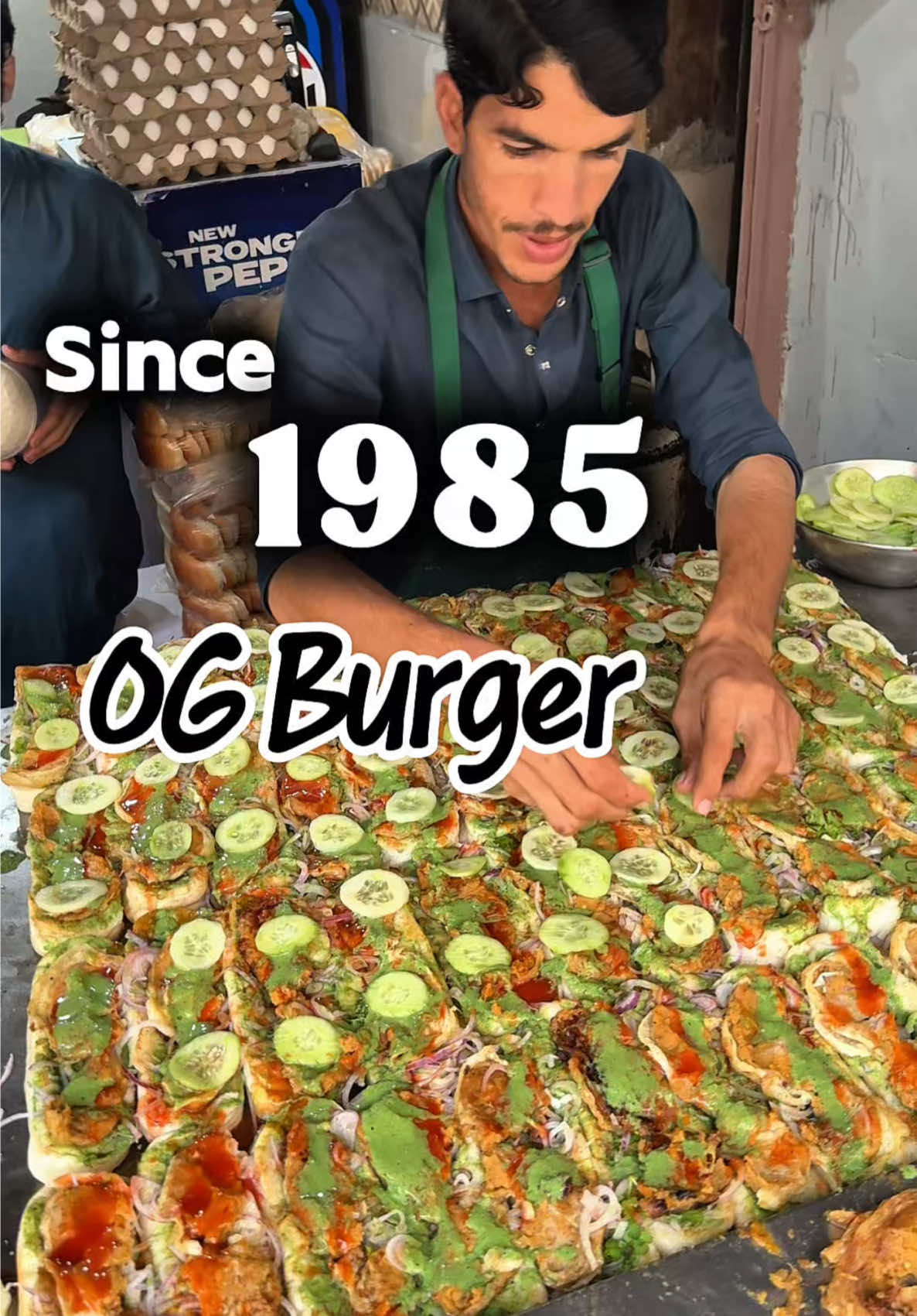 Karachi ka asli bun kabab since 1985 taste that time can’t change! 🕰️🍔 📞+92 310 6449922 📍Tariq Road near liberty signal new dupatta gali karachi  Started from a small stall in 1985, and today it’s one of Karachi’s most iconic bun kababs. The recipe? Still the same. The flavor? Still unbeatable. The love? Stronger than ever! 🙌 . . .  #chefjavaria #karachi #streetfood #viral #fyp 