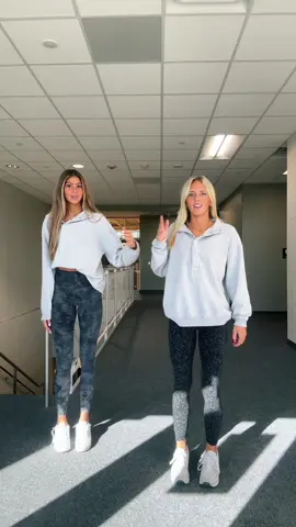 yes we know we r twining @kelli_kalb2 