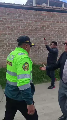 Cuando no hay orden de operaciones el Mayor pasa a las agresiones!!!