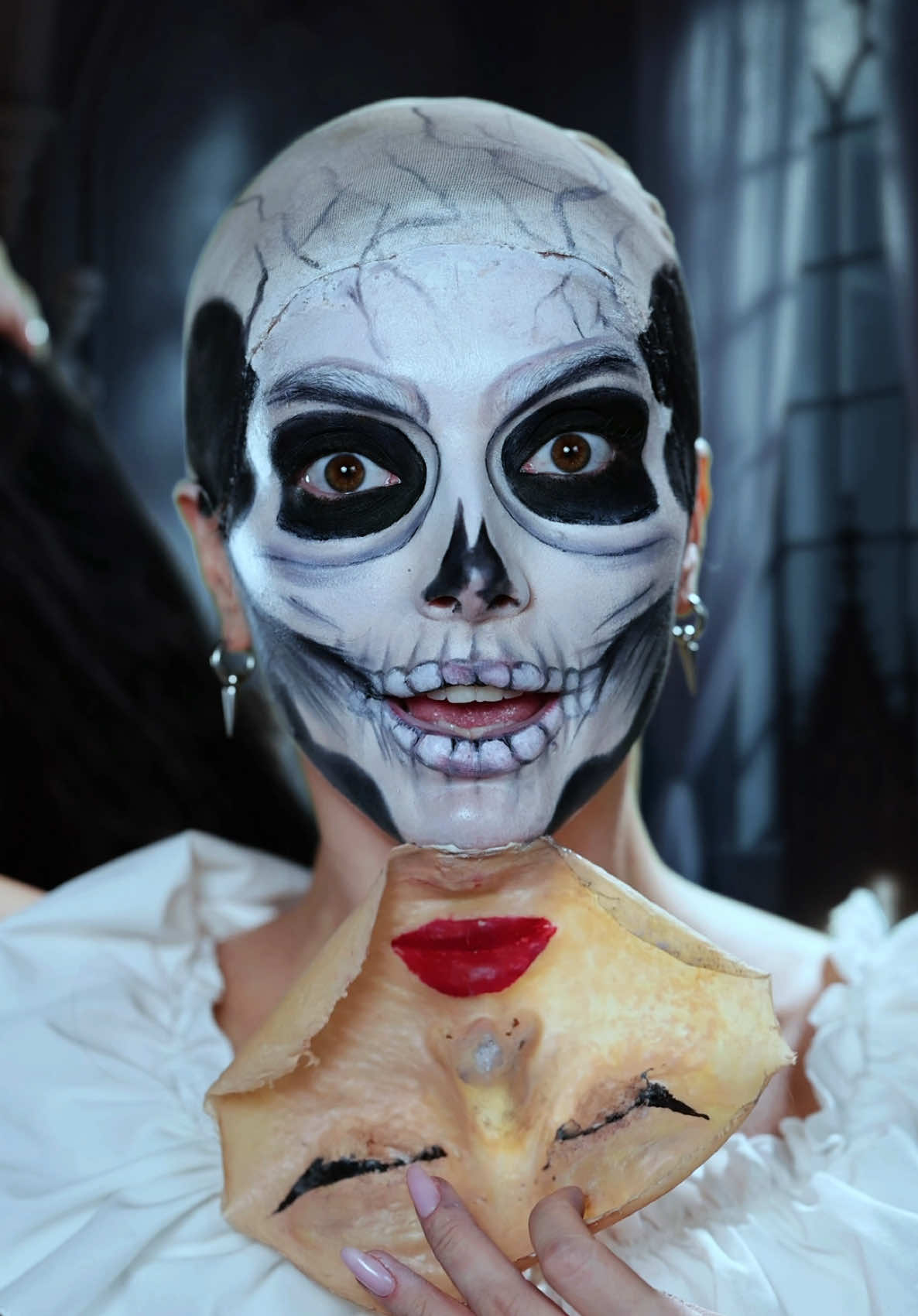 Fake situation ⚠️#halloweenlook #transition I’d @Weronika Jaguś | makijaż 