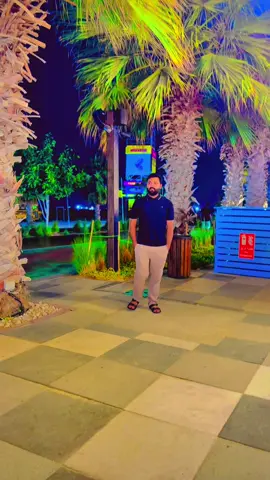 #CapCut ایک تُو بدلی نہ، باقی سب بدل گئے، خواب ادھورے تھے، مگر رنگ مکمل گئے۔ تیری یاد آج بھی دل کو سکون دیتی ہے، وقت رُک سا جاتا ہے جب تیرے لمحے پل گئے۔ 🌹🕊@Umair Nawaz official 