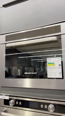 🔥 O ícone voltou! 🔥 O Micro-ondas de Embutir Brastemp Inox 220V está de volta — e quem conhece sabe que ele acaba rapidinho! Design sofisticado, performance impecável e o toque gourmet que sua cozinha merece. ✨ ⚠️ Unidades superlimitadas! Garanta o seu antes que acabe. #CookEletroraro #Brastemp #ReposiçãoLimitada #CozinhaPremium #DesignGourmet 