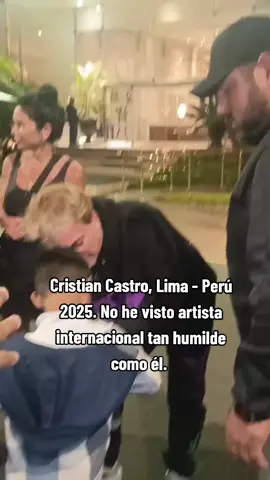 Conocer a tu artista favorito y que tenga la amabilidad de bajar a saludar no tiene precio. #cristiancastro cristiancastro  #lima  #perú🇵🇪  #fanenamorada 