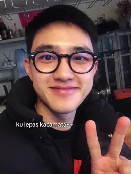 dia pemenangnya, pemenang dihatiku🤏🤍 #kyungsoo #kacamata #exo #comeback #fyp 