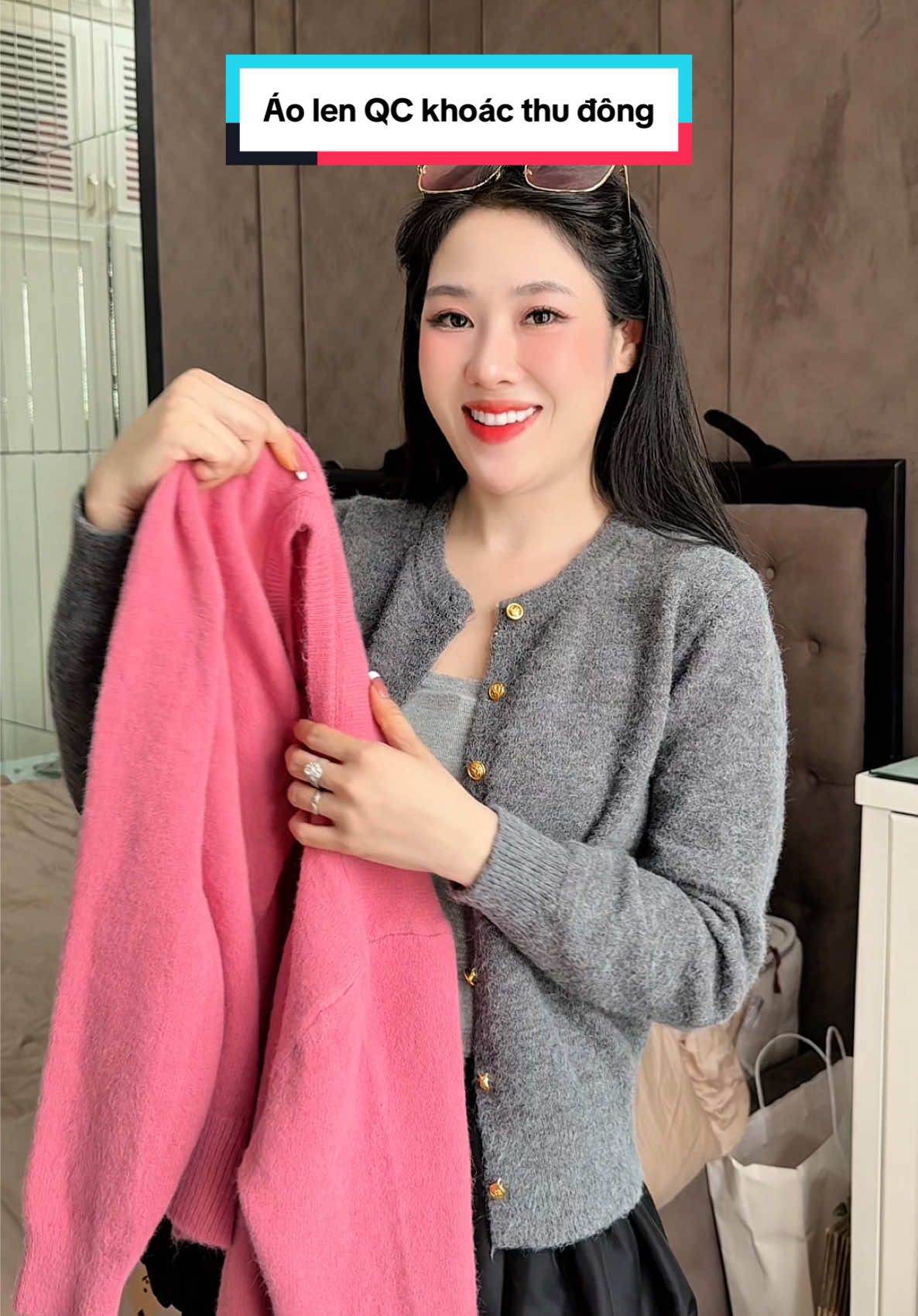 Áo khoác len cardigan chưa bao giờ lỗi mốt #thoitrangnu  #myoutfit  #aolenquangchau #emilyhuong 