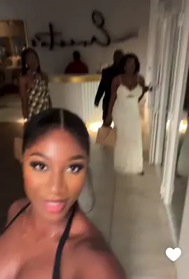 Why is she standing there like that, another episode of fav duo core🤣🤣🤣🤣#amaburlandf #giselaamponsah #fypシ゚ 