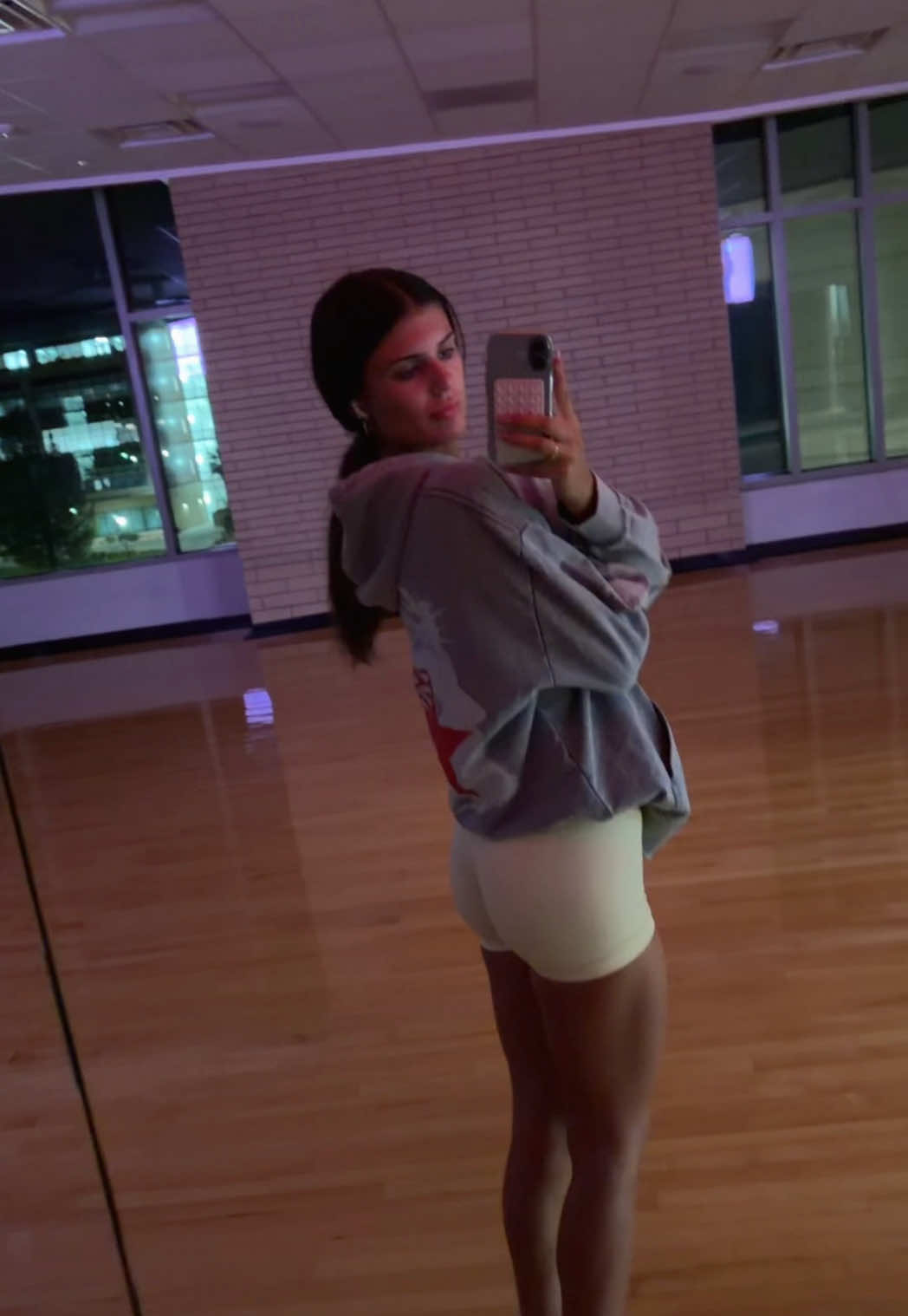 shop the shorts @Coral Canton #gymshorts #coralcanton #tiktokshopfallsale #tiktokshopgymfinds #foryoupage 