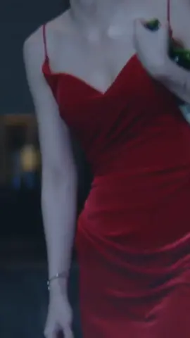 Thế giới này phức tạp quá, khiến những người thật lòng trông có vẻ hơi ngốc.... #loveboundtheseries 2026 #sutimaaa #ffolky #ployranda #gl