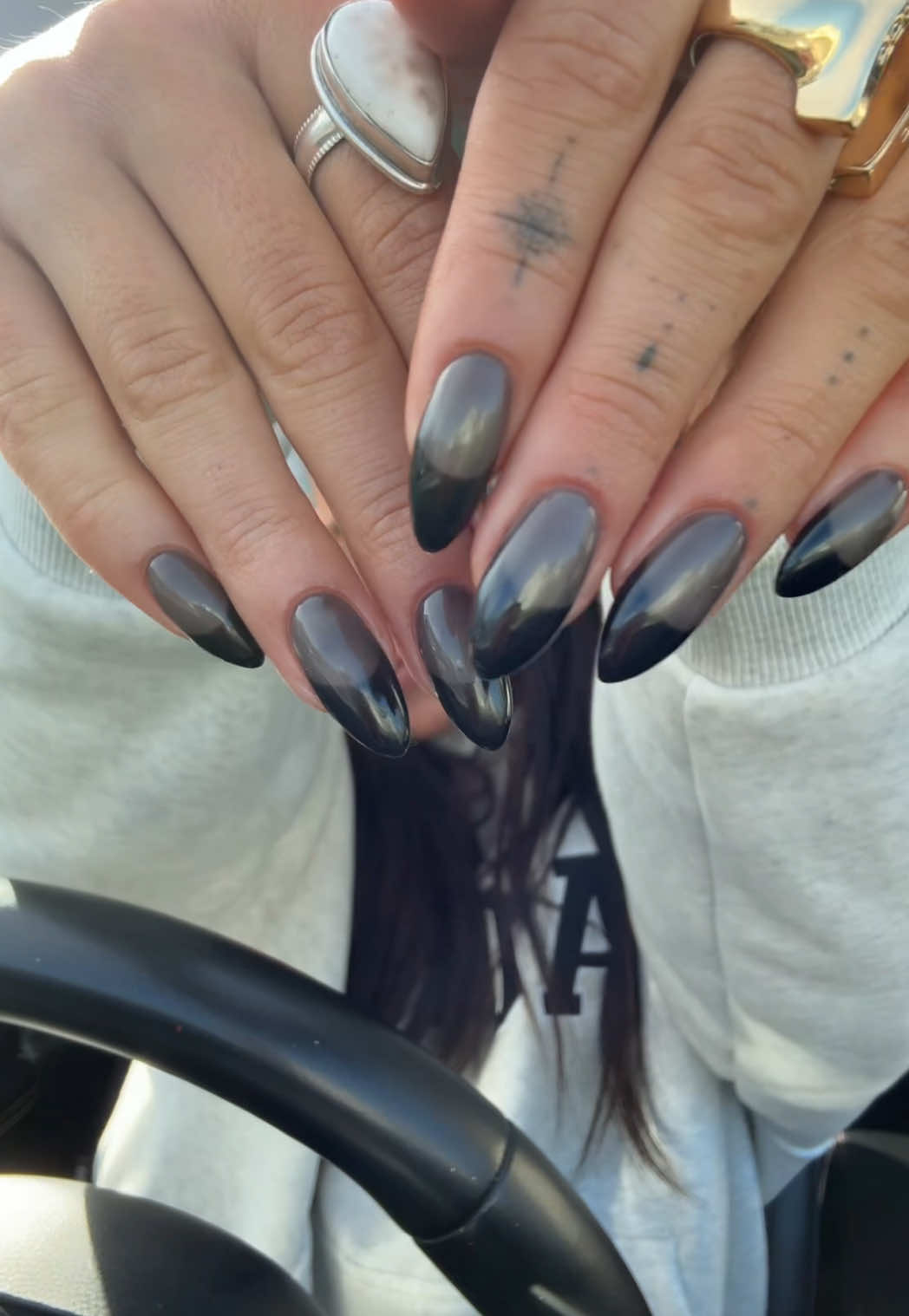 I’m obsessed!! @Sue Bagley #fyp #nails #nailday #frenchtips #blackjellynails 