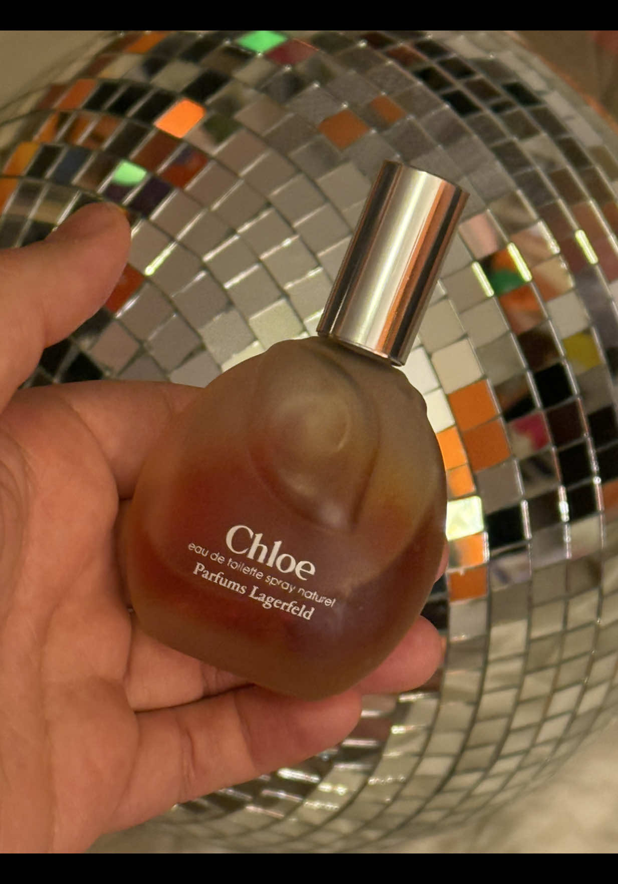One of your favorites from the 70s/80s, Chloé by Lagerfeld! Released in 1975, crazy to think this was released around the time Halston was.  Its drydown is very nice! Not harsh at all!! Well balanced and formulated scent! Didn’t smell dull or sour at all despite being a vintage bottle too!!  I hope I was able to describe it accurately!! I don’t think they make this anymore so it feels like one of those rare scents I have where every spray is a few dollars 🤣🤣. It’s a cute bottle and not an offensive scent so if you see it in the wild, make sure you grab it! “It’s a scent from the 70s, this isn’t 1980s related at all” perfumes can take years to trend, one of the most popular scents right now, Baccarat Rogue, was made in the 2010s. Fragrances can be worn for decades and vintage scents like L’Effleur - It was released in 1907. It was a trend in the late 80s when they rereleased it and so many people remember and wore it. That is how 1907 is the 1980s. These things don’t exist in a vacuum and pop culture is all over the place, many people were wearing older scents in the 80s but to them they smell it and it takes them back to middle school in 1980 and high school in 1985. Fragrance doesn’t follow years, it follows experience. By smelling these scents I’m not chasing the year but the experiences people had with them. So many of these scents were ones people wore on dates or stole a few sprits from a family member. So many memories are attached to these scents and smelling them can transport you. It’s very interesting getting to learn about the past though your experiences of these vintage scents I have and I love discussing and discovering more scents with you all! ❤️ I wanted to explain the most obvious thing here because I do get comments like “those aren’t even 80s scents” but they were still relevant and popular in the 80s making them an 80s thing. I hate the idea that 80s is only stuff made in the 1980s and not anything else from the 70s or the 60s or 50s. #1980s #80s #perfume #genx #1970s 