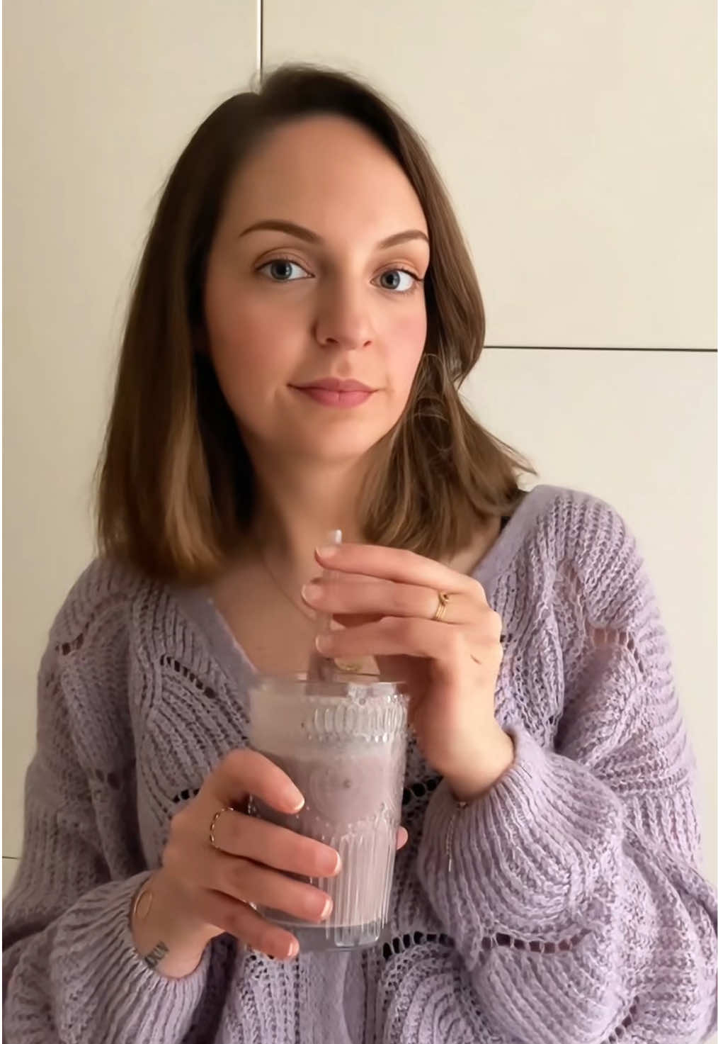 Je vous montre ma recette de smoothie préférée pour le petit déjeuner avec mon Nutribullet 🍌🫐 Quel est votre smoothie préféré ?  #créatriceugc #creatricedecontenu #ugcfrance #smoothie #nutribullet 