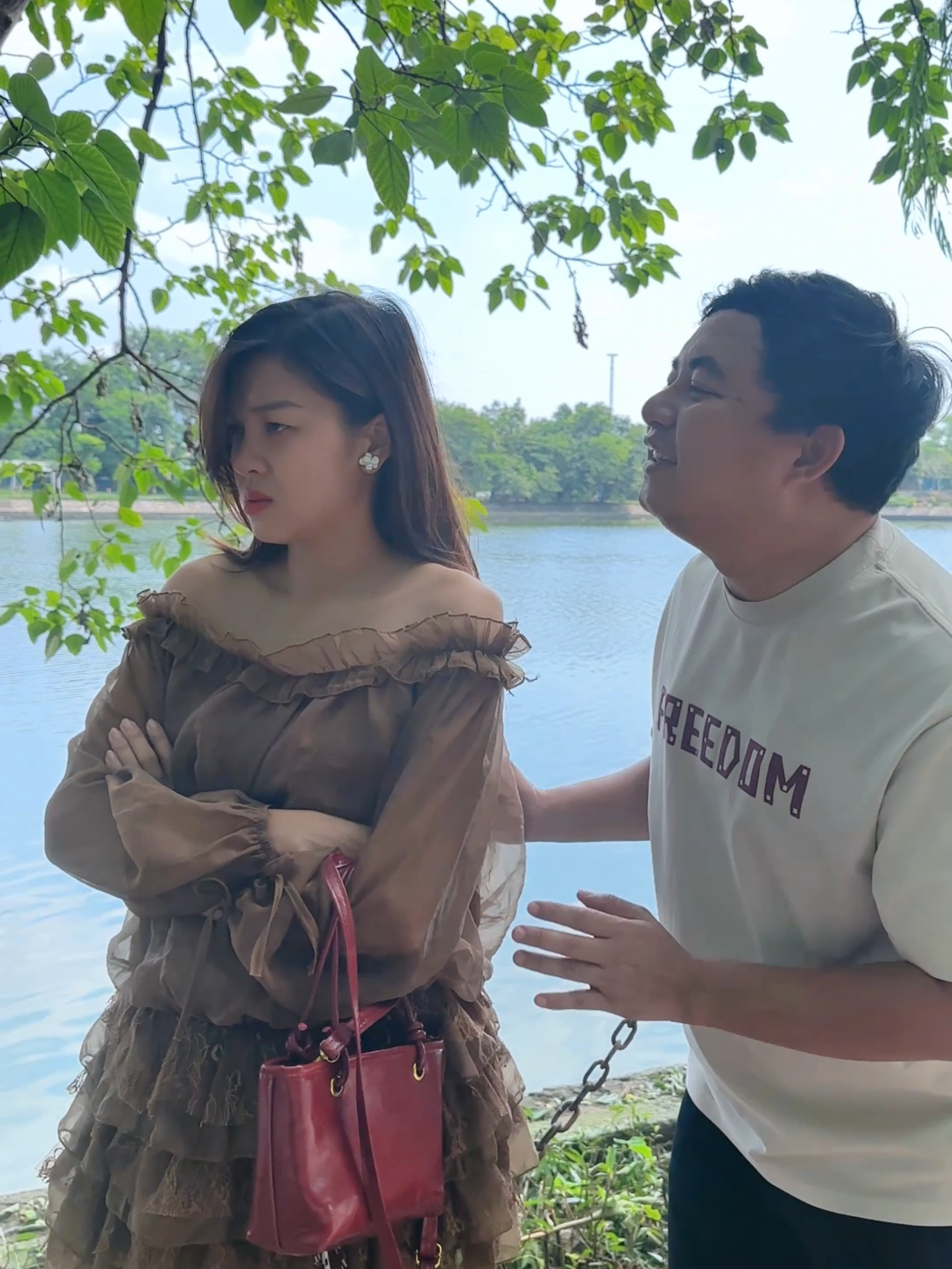 Người yêu thì cũng vừa phải thôi, tháng anh mời em 5 bữa rồi thì cũng phải biết mời lại người ta 1 bữa chứ !!!#HaiTruongGiang #Tgmedia