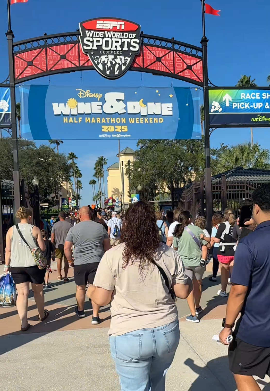 It’s RunDisney Wine and Dine Expo time!  #rundisney #wineanddine #Running 