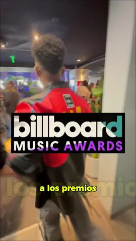 Adivinen donde estaba Messi en los Billboards😱😱 #messi #billboards #streamer #kick #leomessi 