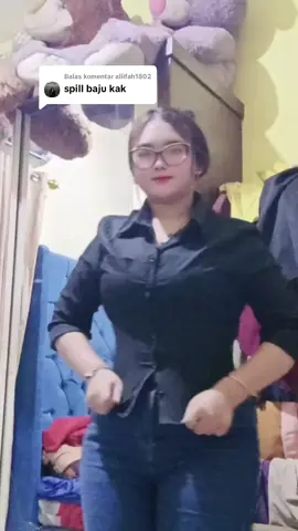 Membalas @aliifah1802 #fypシ゚ #viral #ootdfashion #viralvideo #spilloutfit 