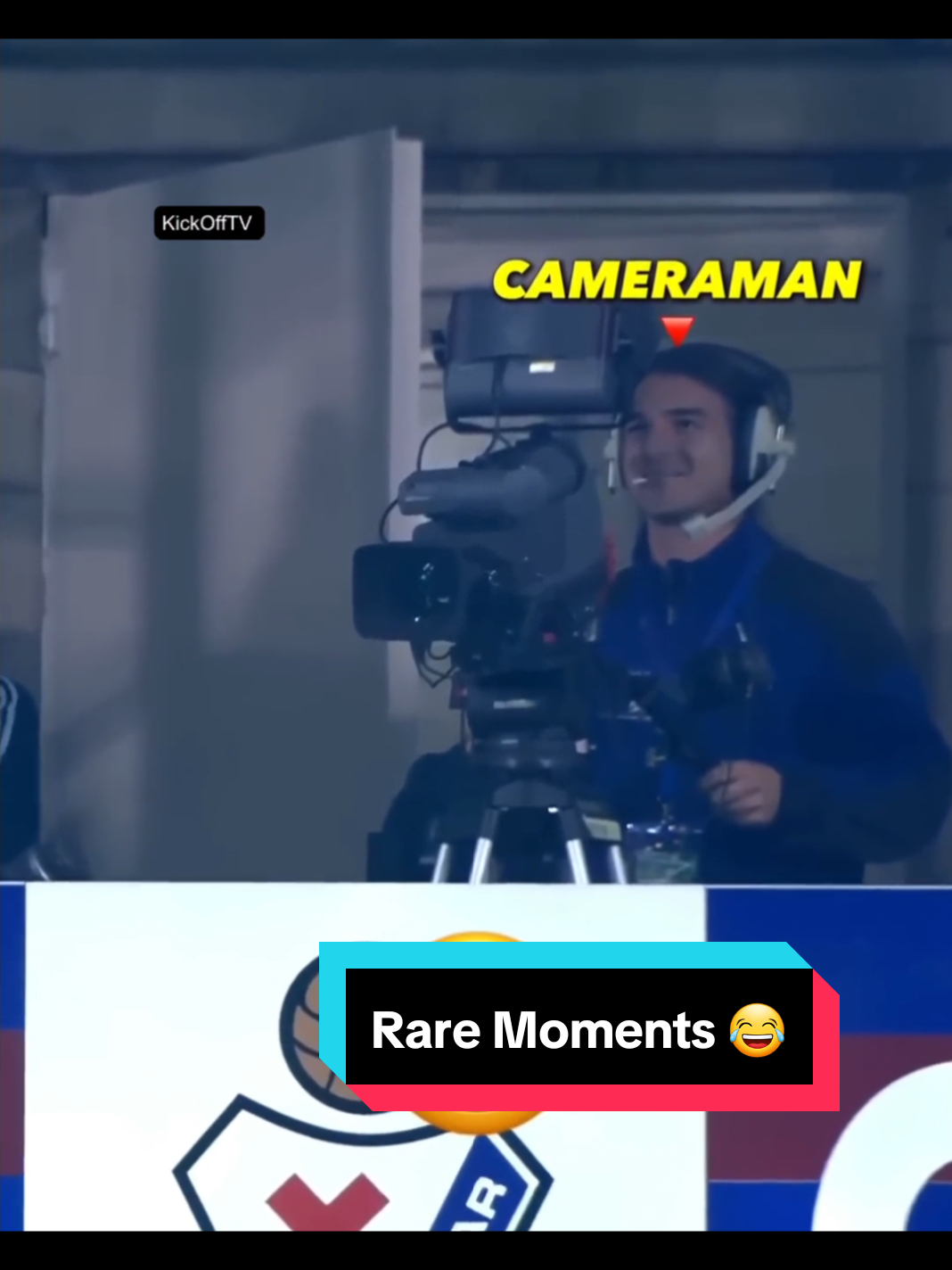 rare Moments in Football 🤯😂 #footballvideo #footballtiktok #football #raremoment #footballmoments 