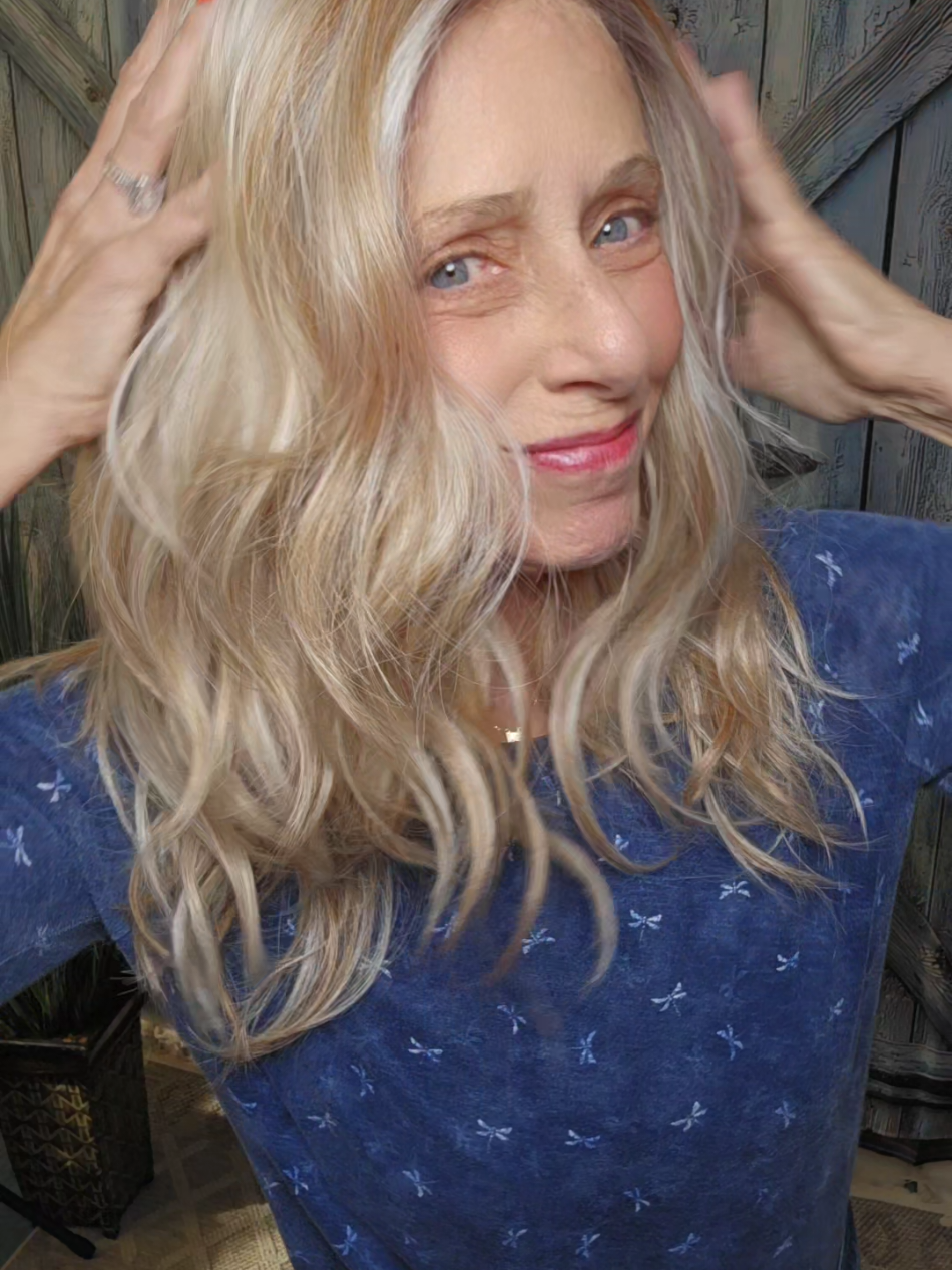 Snowflake lace and so fantastic!!! She's Teresa Blonde from JBExtension, code MAMASUE will save you 10% #normalizewigs #feelbeautiful #wigtok 